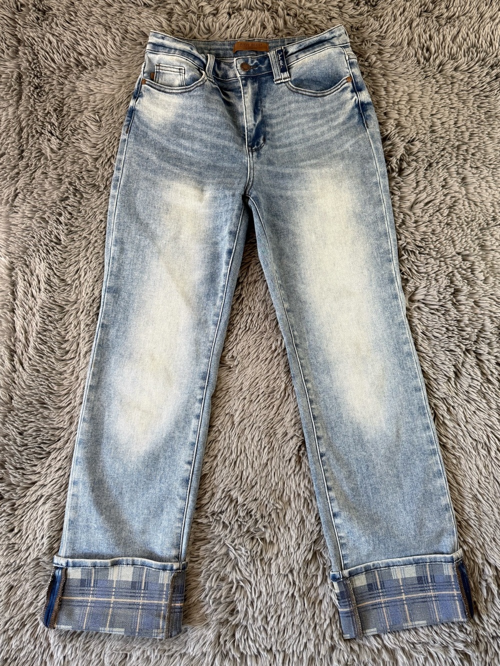 Judy Blue Straight Leg Jeans Size 7/28 Light Wash Cuffed Plaid Hem Stretch Denim